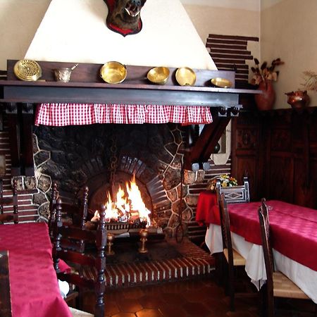Hostal Ayestaran II Лекунбери Екстериор снимка