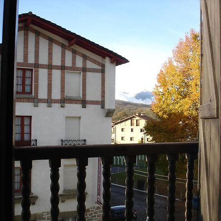 Hostal Ayestaran II Лекунбери Екстериор снимка