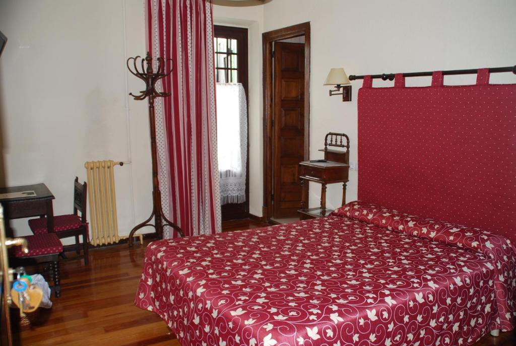 Hostal Ayestaran II Лекунбери Стая снимка