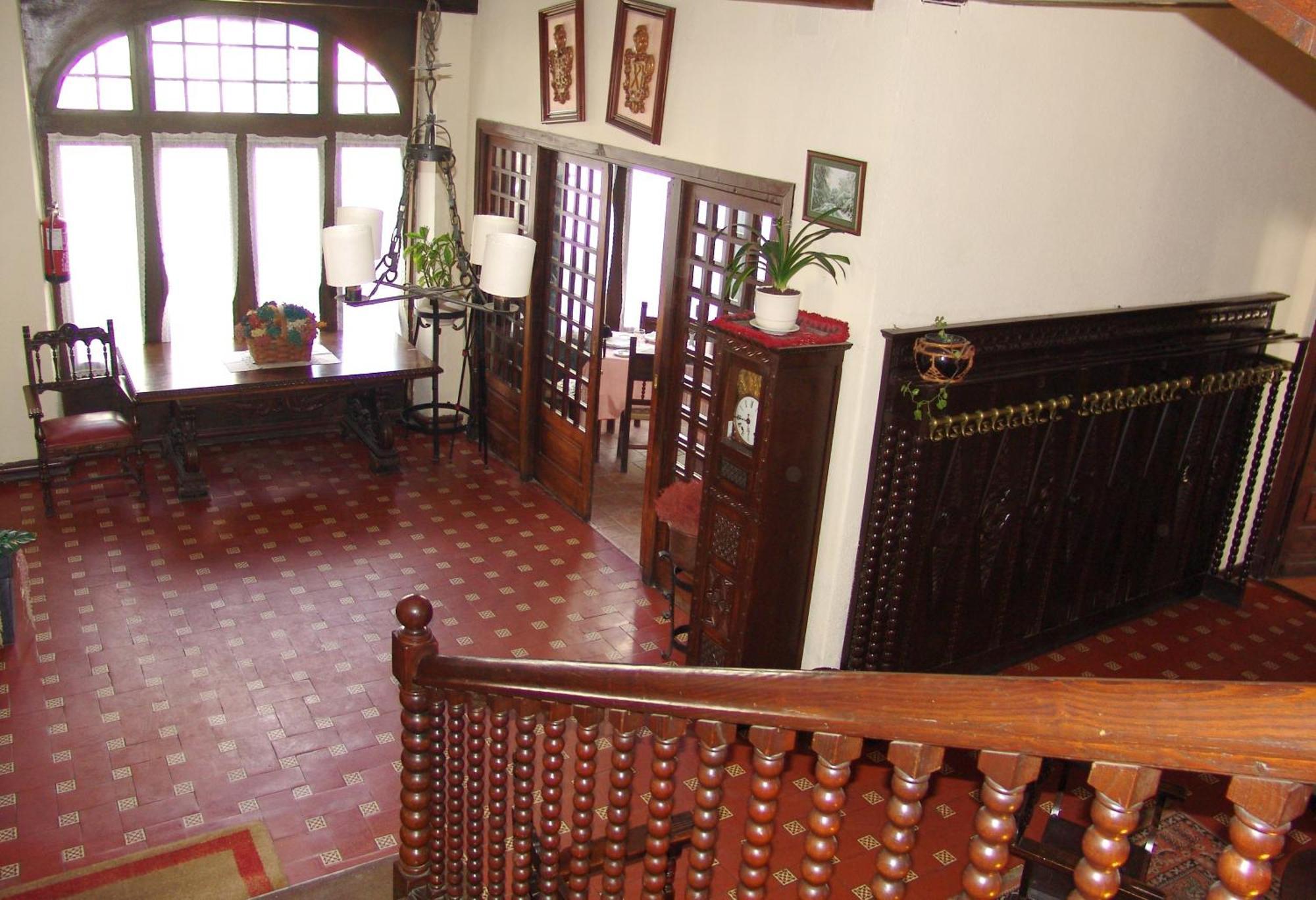Hostal Ayestaran II Лекунбери Екстериор снимка