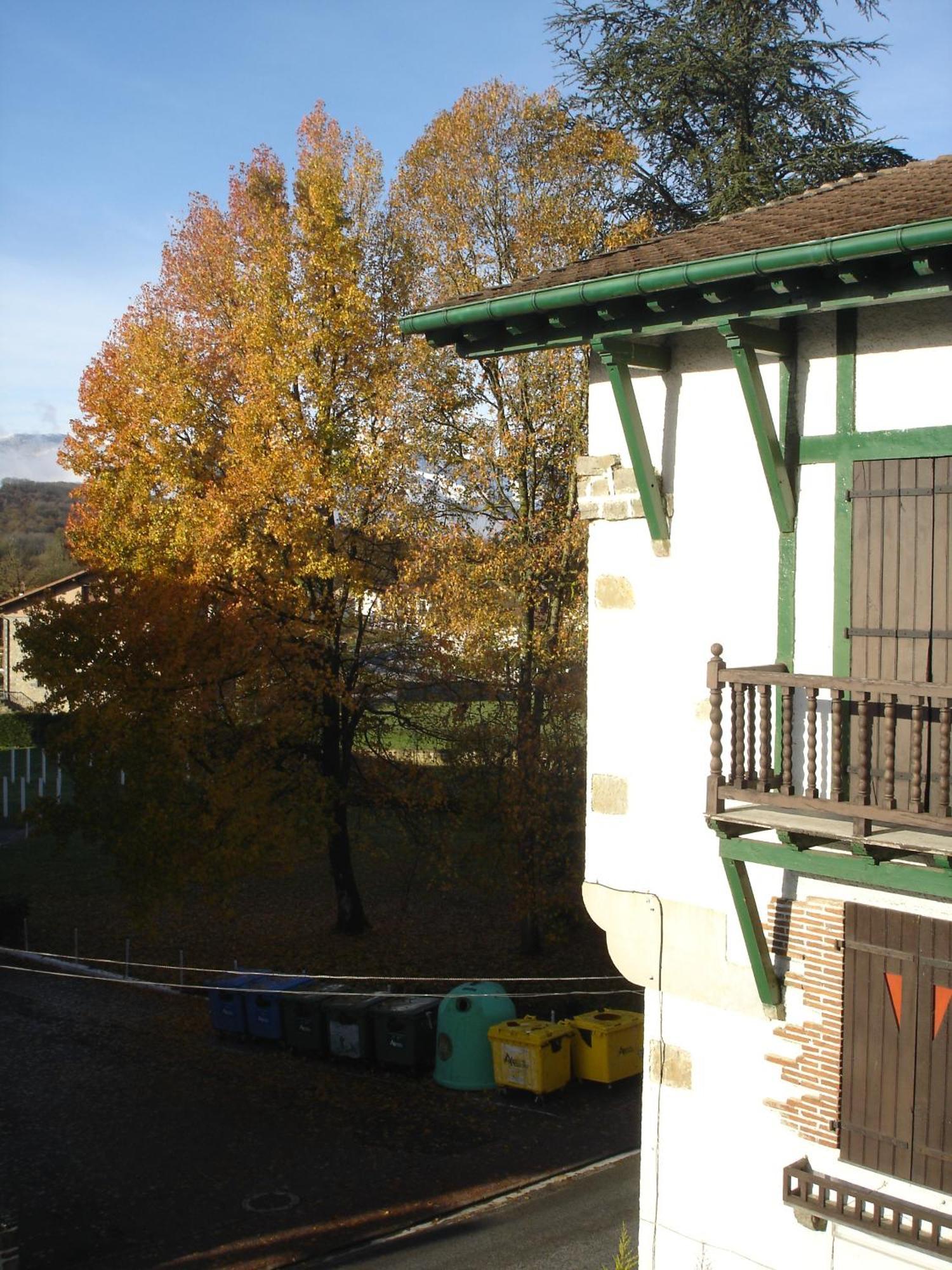 Hostal Ayestaran II Лекунбери Екстериор снимка