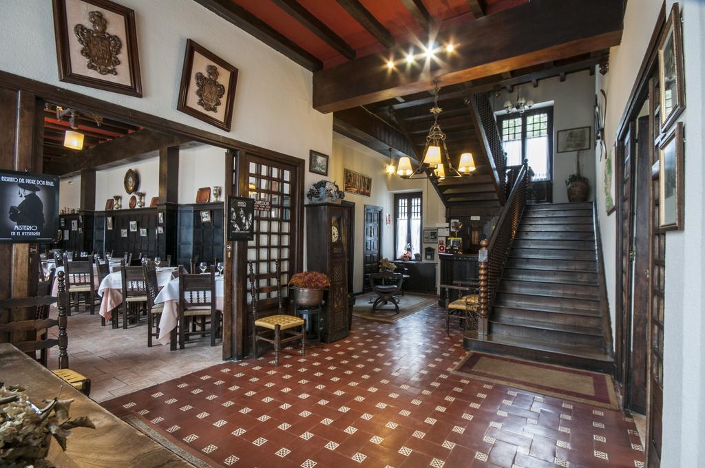 Hostal Ayestaran II Лекунбери Екстериор снимка