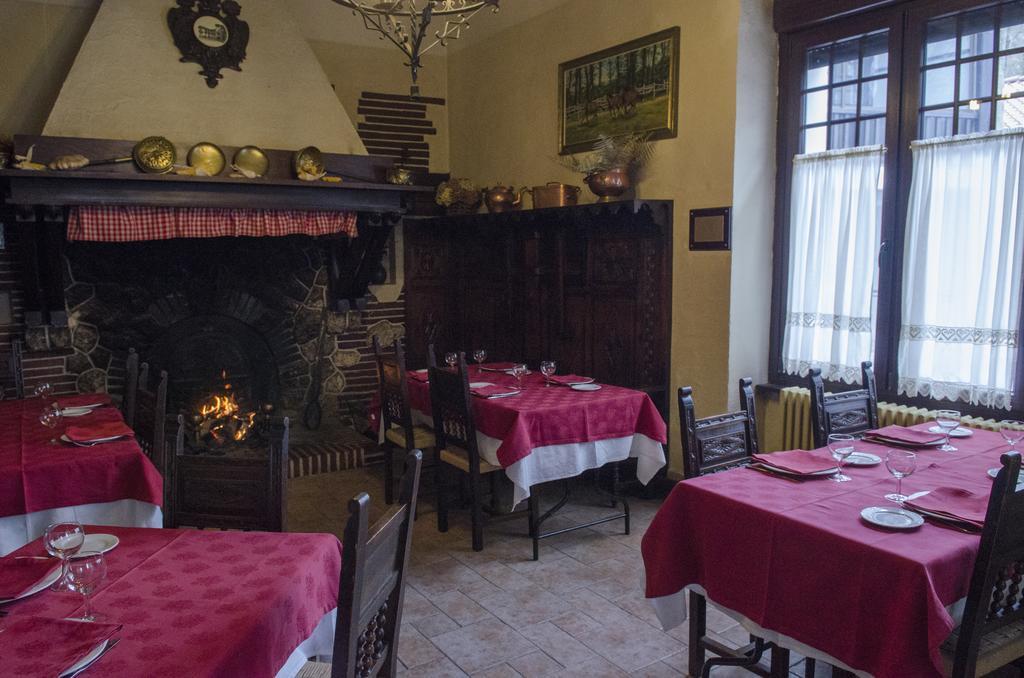 Hostal Ayestaran II Лекунбери Екстериор снимка