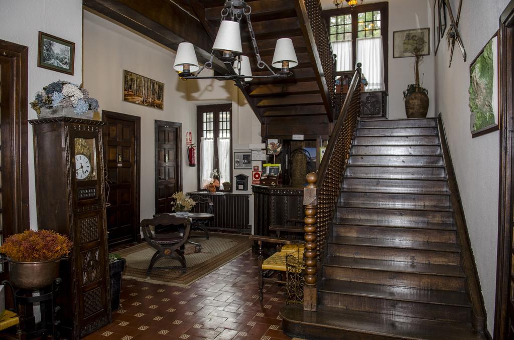Hostal Ayestaran II Лекунбери Екстериор снимка