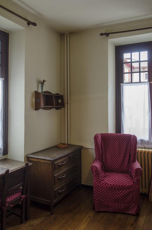 Hostal Ayestaran II Лекунбери Екстериор снимка