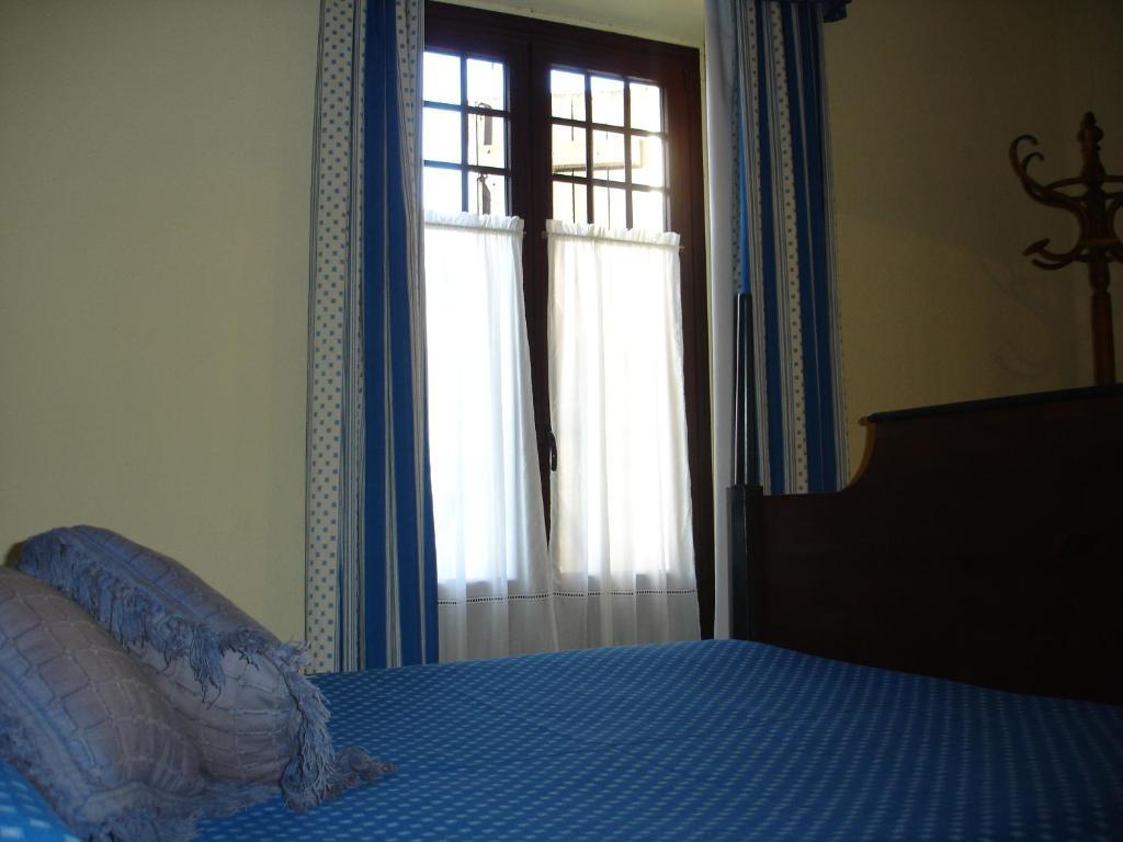 Hostal Ayestaran II Лекунбери Стая снимка