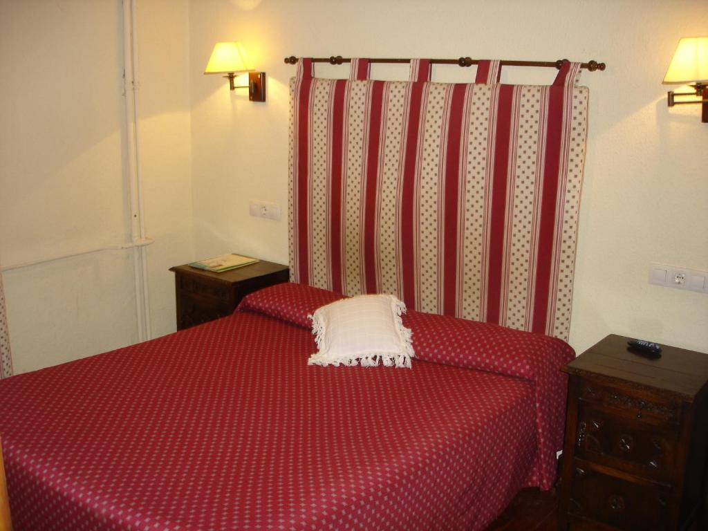 Hostal Ayestaran II Лекунбери Стая снимка