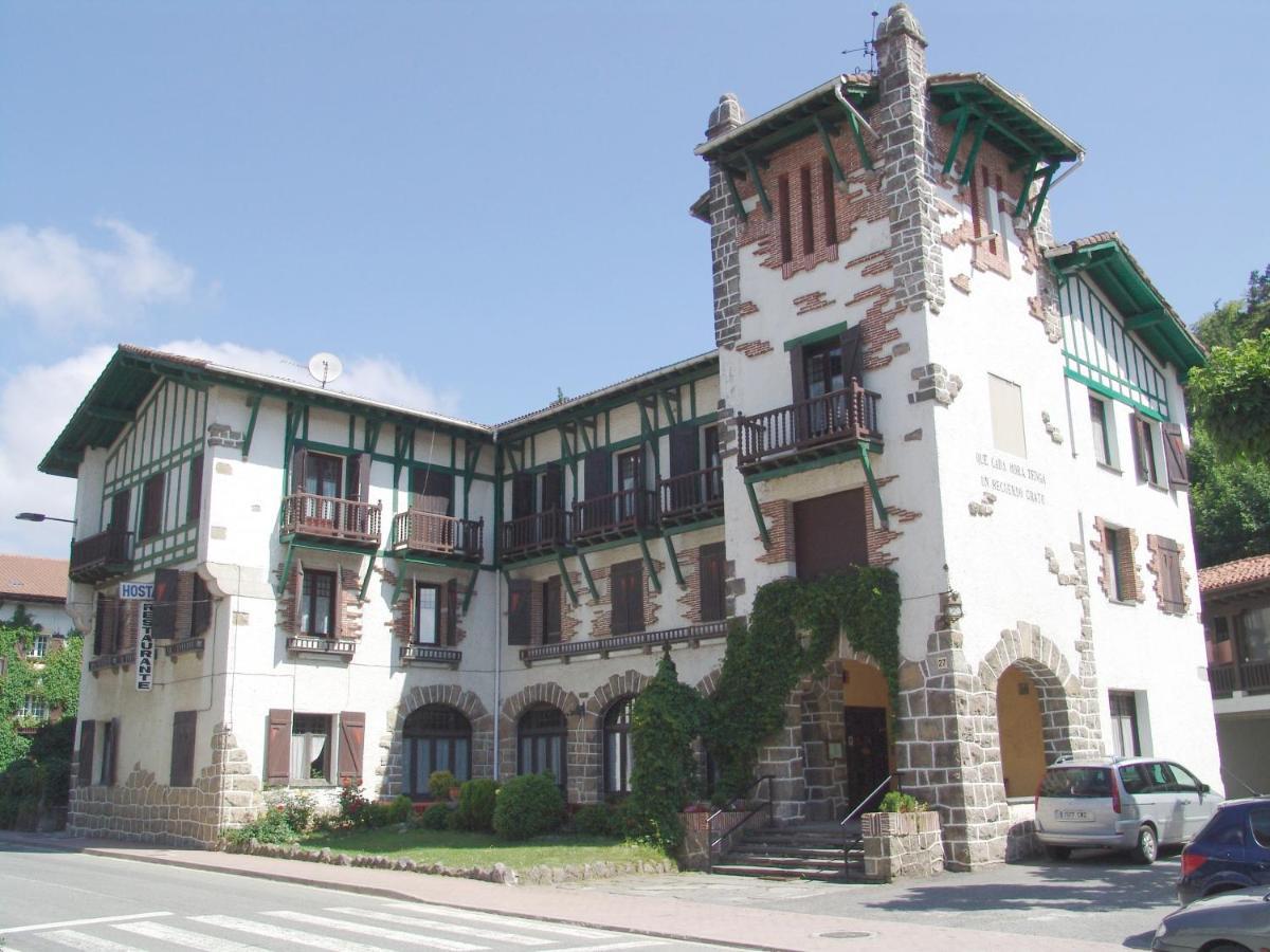 Hostal Ayestaran II Лекунбери Екстериор снимка